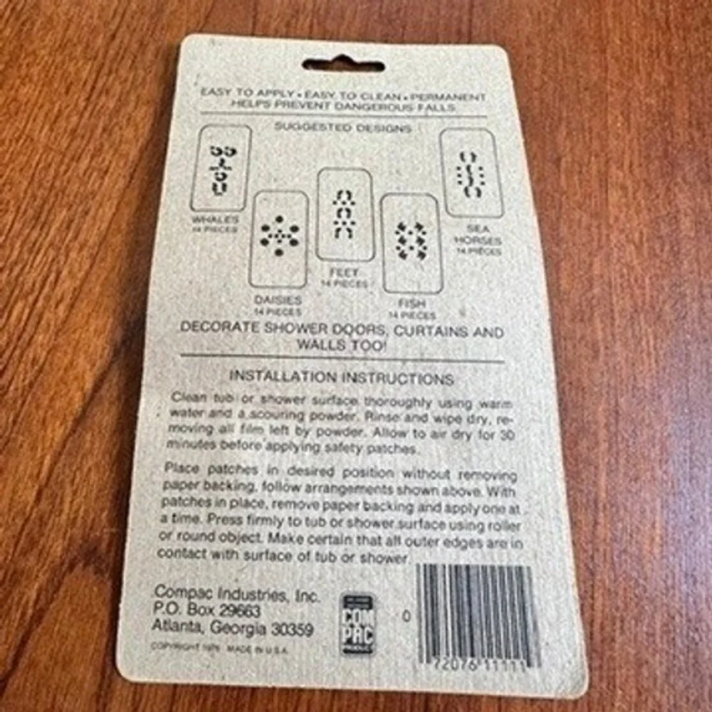 Vintage Compac Safe-T-Shapes Seahorse Bath Appliques Gold Non-Slip Tub Decals